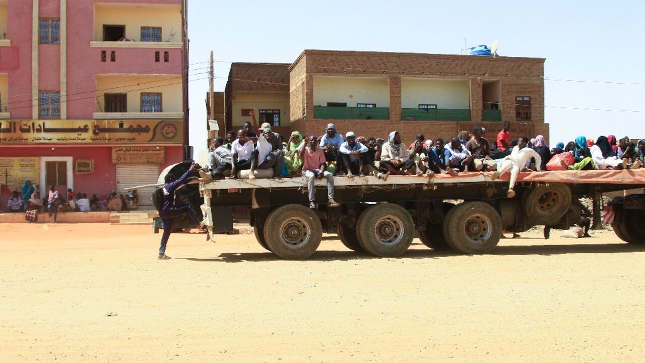 A week of fighting has left many in Khartoum cloistered in their homes without electricity, food and water