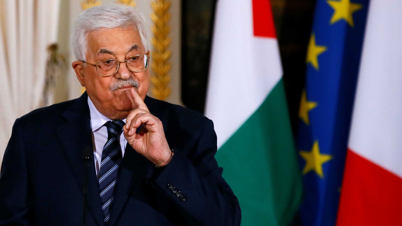 ISRAEL-PALESTINIANS/MACRON-ABBAS RTX3X6EC.jpg
